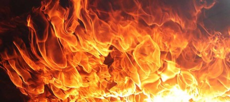 Тамаққа ақша жеткізе алмаған. Атырауда өзін өзі өртеген ер адам ауруханада көз жұмды.