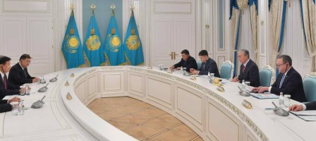 Тоқаев Қытай компаниясы басшысына қазақстандық жұмысшылардың айлығын көтеруді міндеттеді.