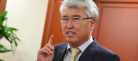 Арыстанбек Мұхамедиұлы: Ленин тірі және өмір сүре береді.