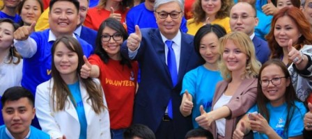 Жас буыннан үміт көп.