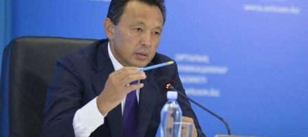 Сауат Мыңбаев: Ескі вагондардың бәрін бірден жаңарту мүмкін емес.