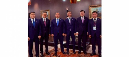 Оқ тиіп ем қабылдап жатыр деген Берденов Бейжіңде бой көрсетті
