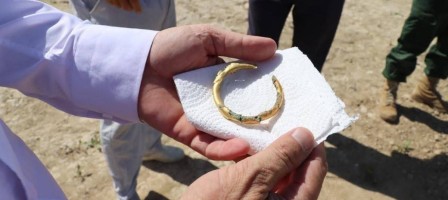 Археологтар су түбінен құнды жәдігерлер тапты