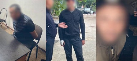 Алматыда бетперде киген үш адам кәсіпкердің үйінен 500 млн теңге ұрлаған