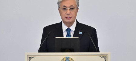 Мемлекет басшысы Қазақстан халқын Республика күнімен құттықтады