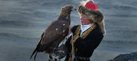 Сүйінші, ағайын! Әлемге әйгілі бүркітші қыз Айшолпан тұрмысқа шықты (ФОТО)