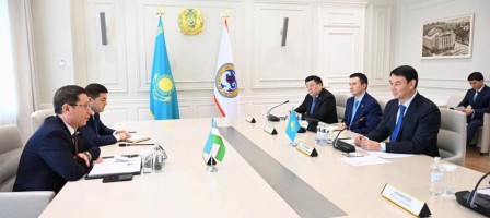 Алматы әкімі Өзбекстан Республикасының Төтенше және Өкілетті Елшісімен кездесті