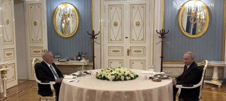 Путин Кремльде Нұрсұлтан Назарбаевпен кездесті