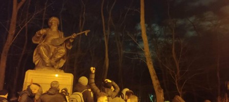 Киевтегі Жамбыл Жабаевтың ескерткіші сүрілмейтін болды
