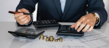 Петропавлда 90 млн теңге жымқырған мектеп бухгалтері мен информатика мұғалімі сотталды