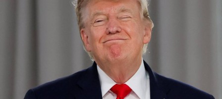 Трамп Ирандағы мектепте 175 адамның қаза табуына қатысты пікір білдірді