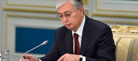 Тоқаев қазақстандықтарды Абай күнімен құттықтады