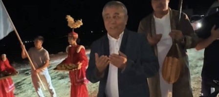 Меңдібай аға 600 шақырымдық межеден өтті: Балқаш «Құрылтайға жол» эстафетасын қабылдады