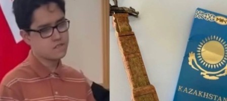 Бас жүлде үшін шоколад пен монумент берген: Зағип жігіт 35 елдің өкілін басып озған
