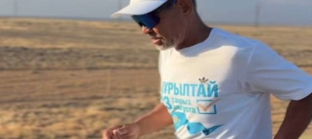 Аптап ыстық пен техникалық ақаулар «Құрылтайға жол» қатысушыларын тоқтата алмады: команда тағы 250 шақырымды еңсерді