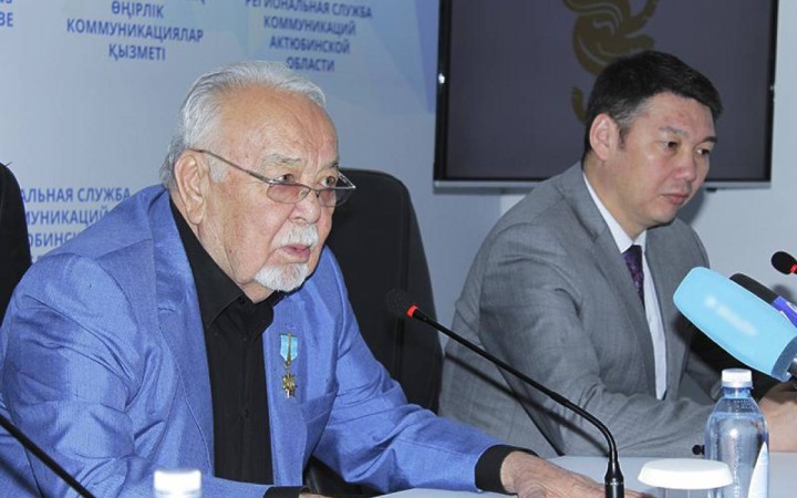 АСАНӘЛІ ӘШІМОВ АСХАТ МАЕМИРОВТЫҢ ҚОЛШОҚПАРЫ МА?.