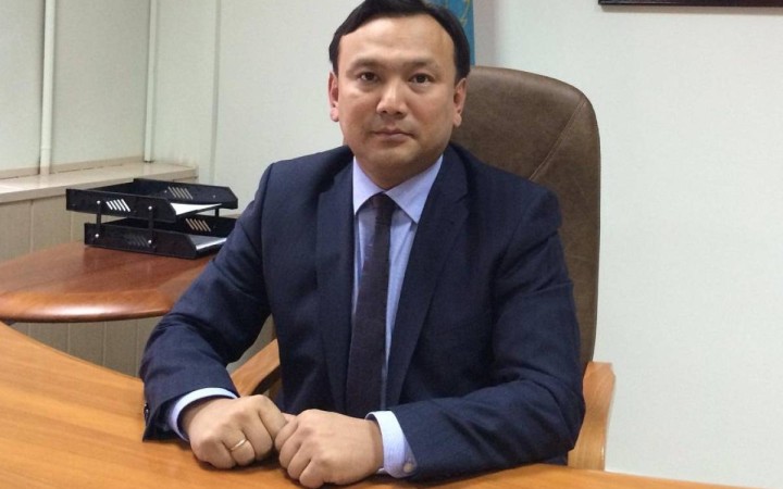 Сайлауда жеңіске жеткен Стамбеков лас ойынды тоқтатып, жеңілісті мойындауға шақырды.