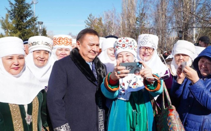 Ұлттық бірегейлікті ұлықтаудан ұтарымыз көп.