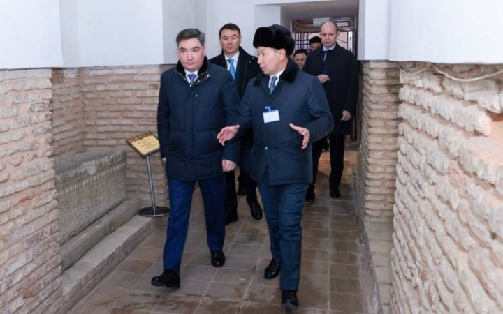 Олжас Бектенов Қожа Ахмет Ясауи кесенесінің тарихи келбетін сақтаудың маңыздылығын атап өтті.