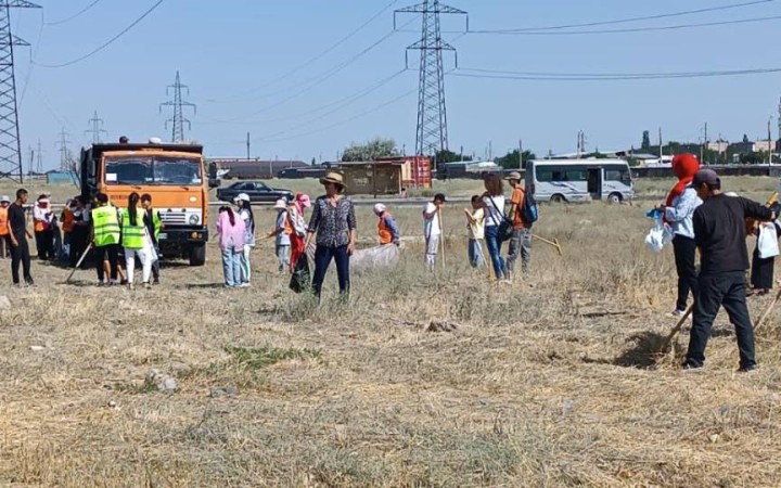 Жамбыл облысында «Таза Қазақстан» экологиялық акциясы аясында тазалық жұмыстары жалғасуда.