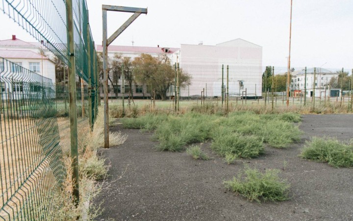 «Халық Қаһары»Атырау қаласы әкімі орынбасары Нұржан Ермұхановтан өз сөзінде тұруды талап етеді.