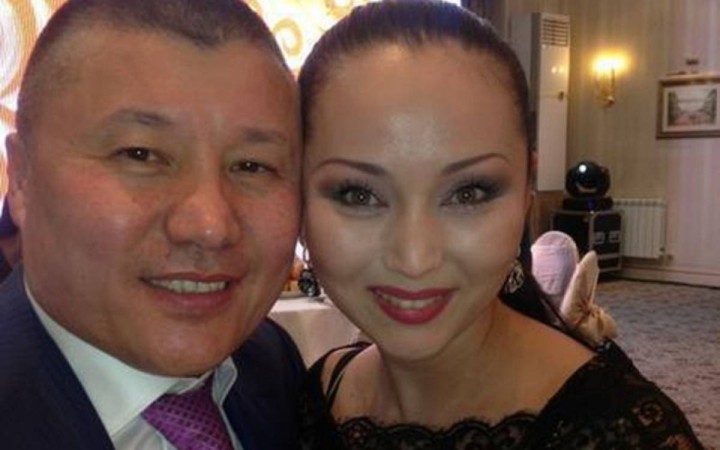 "Бір ұрғаннан кейін киімімді жинап, кетіп қалдым": Баян Алагөзова бірінші күйеуі жайлы сыр шертті