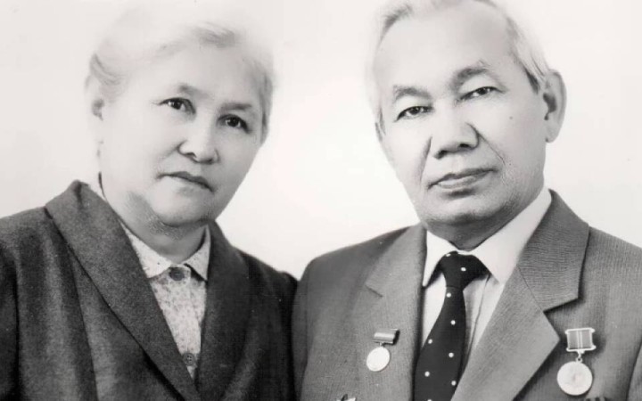 "Жас әйелдің жат еркекпен қылмыңдағанын көтере алмайсың" – Әзілхан Нұршайықовтың жары