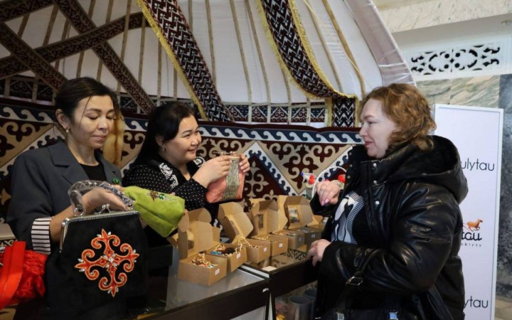 Жезқазған әуежайында «Бір ауыл – бір өнім» жобасының алаңы ашылды