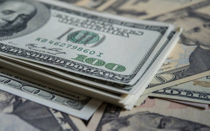 Доллар-теңге бағамы бір жарым жылдағы ең төмен деңгейге түсті