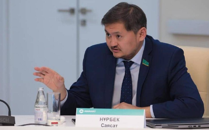 Саясат Нұрбек студенттердің шәкіртақысын арттыру туралы мәлімдеме жасады