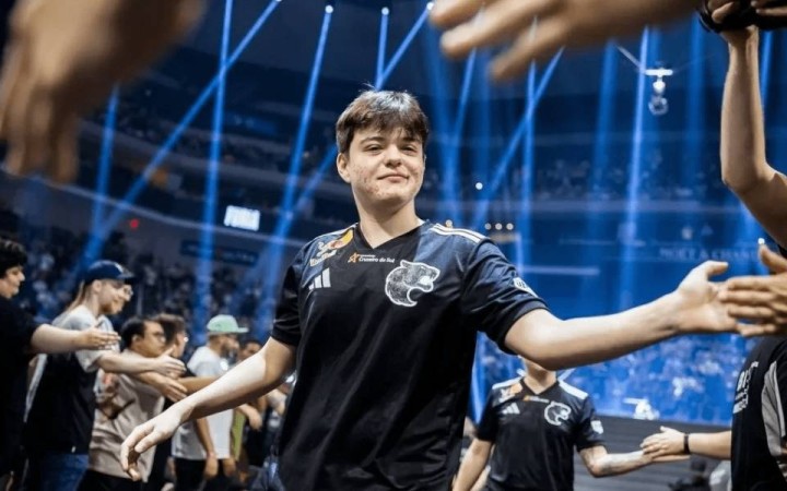 Бразилияда қазақ киберспортшысы Molodoy-ды ерекше қарсы алды (ВИДЕО)