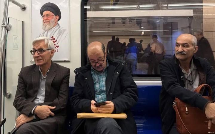 Иранның өзі ішіндегі дағдарыс АҚШ-пен келіссөзге итермелеп отыр