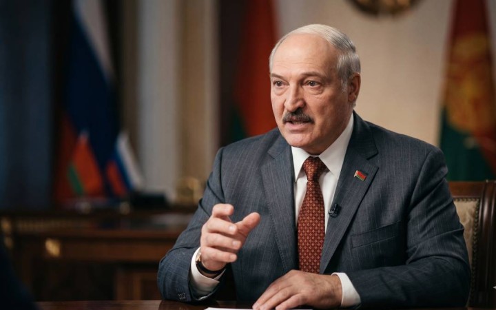 Лукашенко диктатор болса, мен Англияның королевасымын – журналист