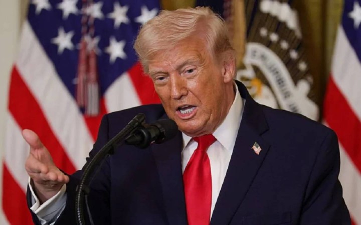 Ақ үйдегі дүрбелең: Трамп бірнеше сағат бойы ашуланған