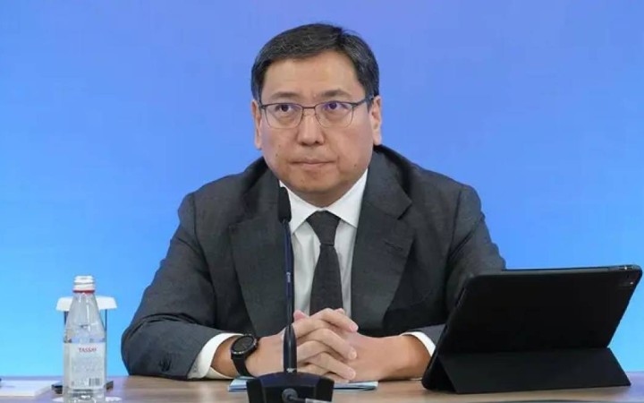 Ерболат Досаев тағы бір қызметінен айырылды