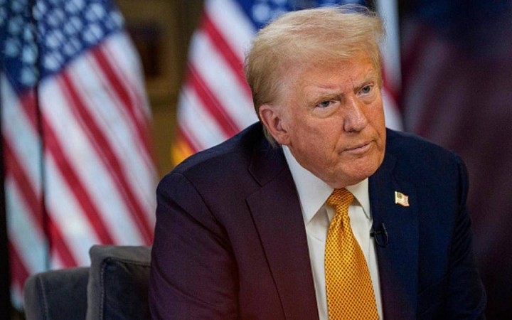 Трамптың шұғыл жиын өткізді: АҚШ-та жанармай бағасы шарықтап кетті