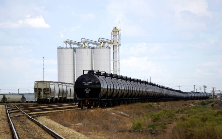 Трамптың мәлімдемесінен кейін мұнай бағасы 120 доллардан асты