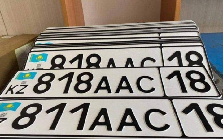 Қазақстанда жаңа түсті көлік нөмірлері пайда болады