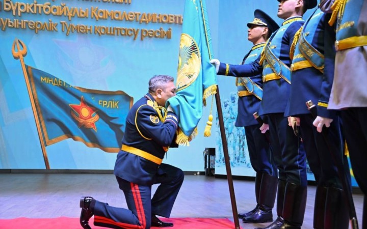 Тоқаев Отан қорғаушыларды құттықтады