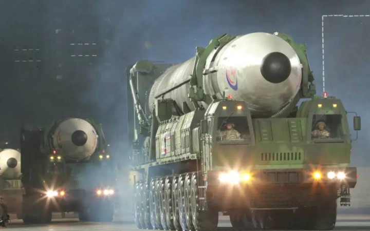 КХДР енді Ким Чен Ынның бұйрығынсыз да ядролық қаруды қолдана алады