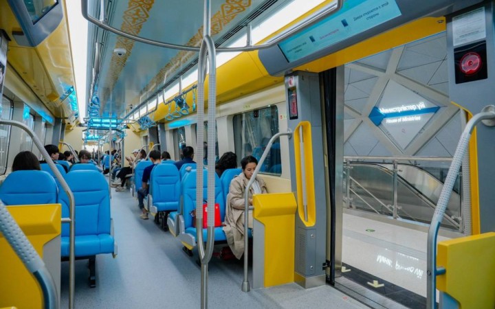 Астанадағы LRT екі аптада 1 миллион жолаушыны тасымалдады