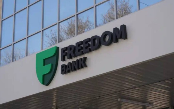 Freedom Bank тұтынушыға түсініктеме бермей, кешірім сұрамай отыр