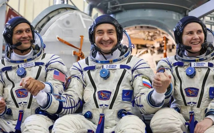 Халықаралық ғарыш станциясына ұшатын үш ғарышкер Байқоңырға келді