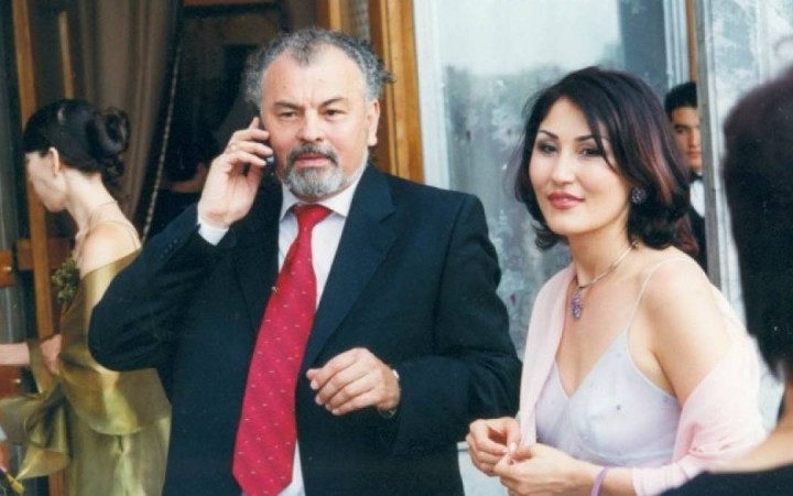 "Тек күйеу бола аламын": Тұңғышбай Жаманқұлов жұбайы туралы айтты (ВИДЕО)