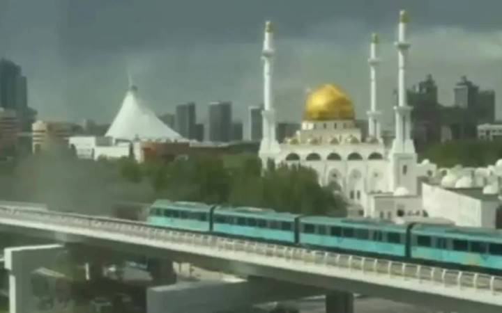 Астанада LRT рельсінен өрт шықты (ВИДЕО)