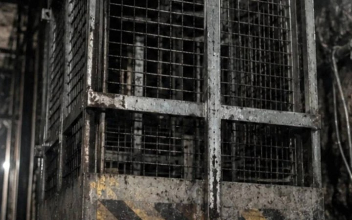 Абай облысында жерасты лифті күрт тоқтап, алты шахтер зардап шекті