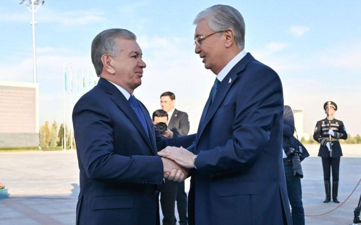 Тоқаев Шавкат Мирзиёевті 69 жасқа толуымен құттықтады
