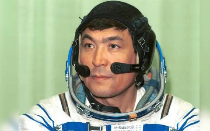 Қазақтың тұңғыш ғарышкері Тоқтар Әубәкіров 80 жасқа толды