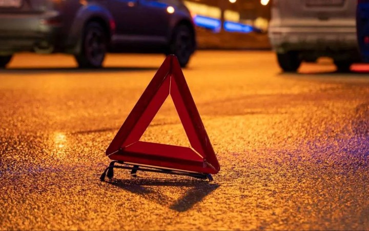 Татарстанда көлік ағашқа соғылып, алты адам қаза тапты
