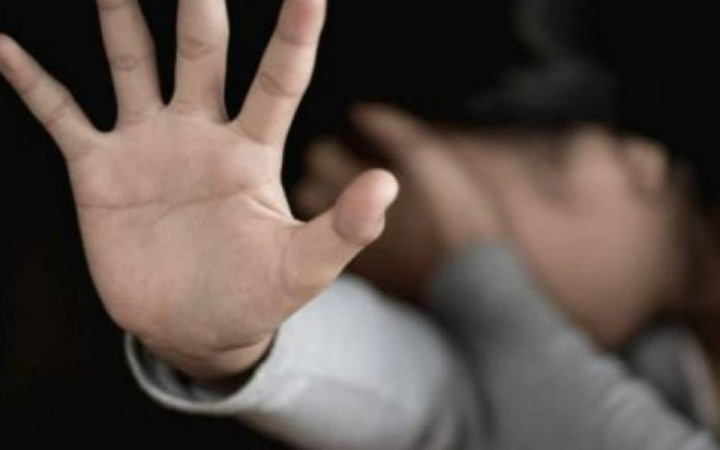 Атырауда 12 жастағы қызға тиіскен ер адам іздестіріліп жатыр